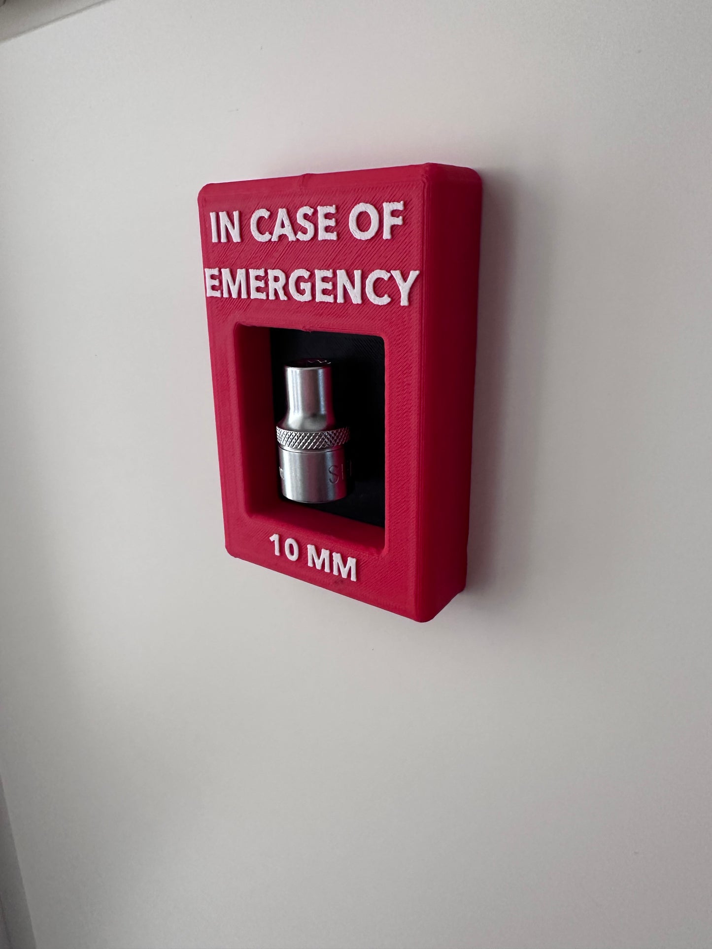 Emergency 10mm Socket Holder – CraftByte Engineering